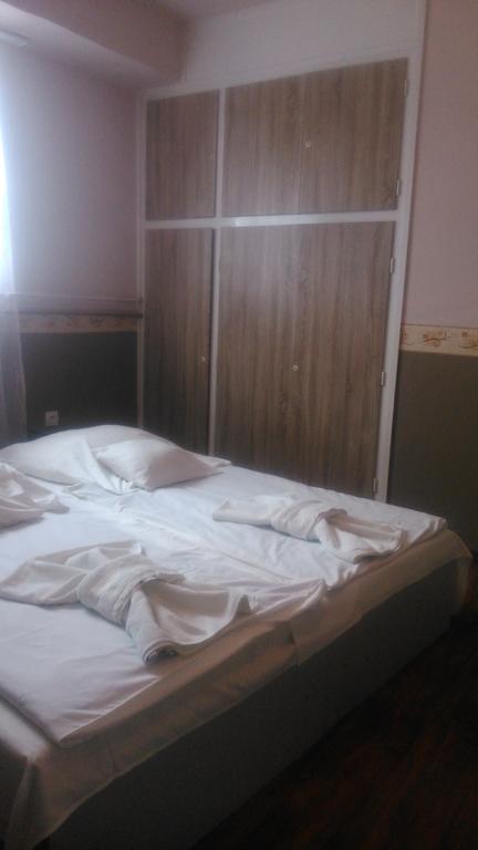Hotel Dombovar Room photo